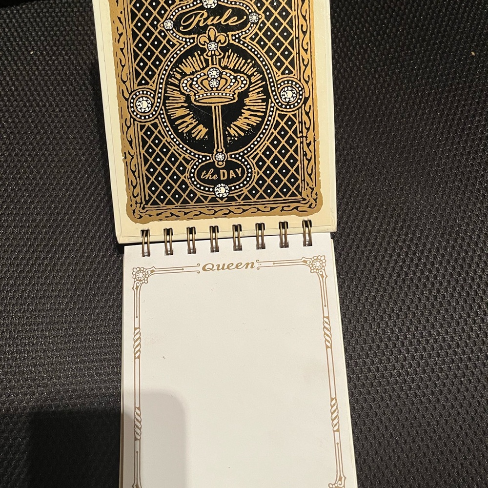 New Queen Notepad - Picture 2 of 4